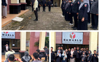 Apel Pagi Senin, Kepala Sekretariat Bawaslu Kotabaru Tekankan Semangat Kebersamaan dalam Bekerja