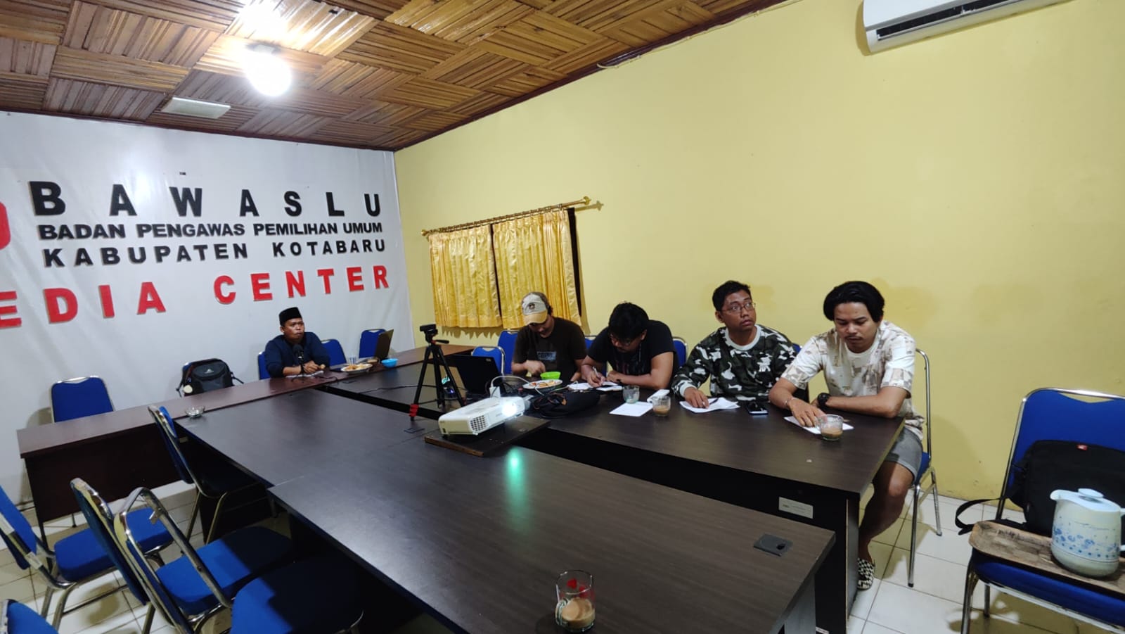 Rapat Inventarisasi Permasalahan pasca penetapan Daftar Caleg Sementara (DCS)