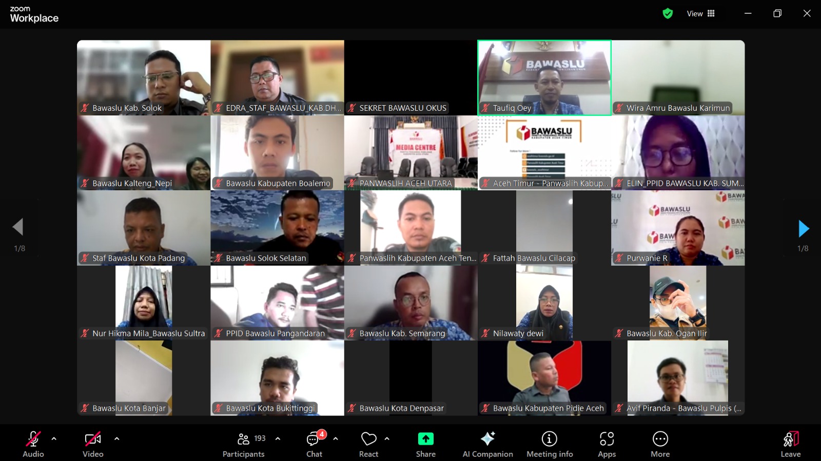 Kegiatan Zoom Meeting dengan Bawaslu Provinsi dan jajaranya guna meningkatkan Layanan Informasi melalui Media sosial dan Website