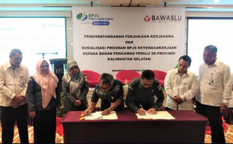 Bawaslu Kalsel Tandatangani Kerjasama dengan BPJS Ketenagakerjaan Cabang Banjarmasin