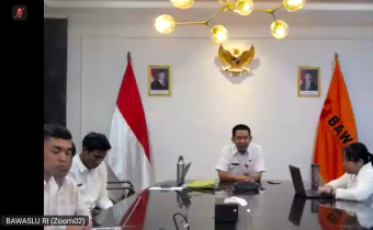 Zoom meeting Sosialisasi Monev Keterbukaan Informasi Publik Tahun 2025 secara Daring