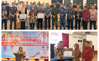 gambar penerimaan piagam dan acara kesbangpol