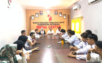 Guna Mengimplementasikan Program Bawaslu RI, Bawaslu Kabupaten Kotabaru Gelar Rapat